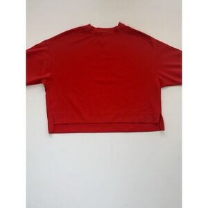 The North Face Women's Red Cropped T-Shirt M Polyester Relaxed Crew Neck